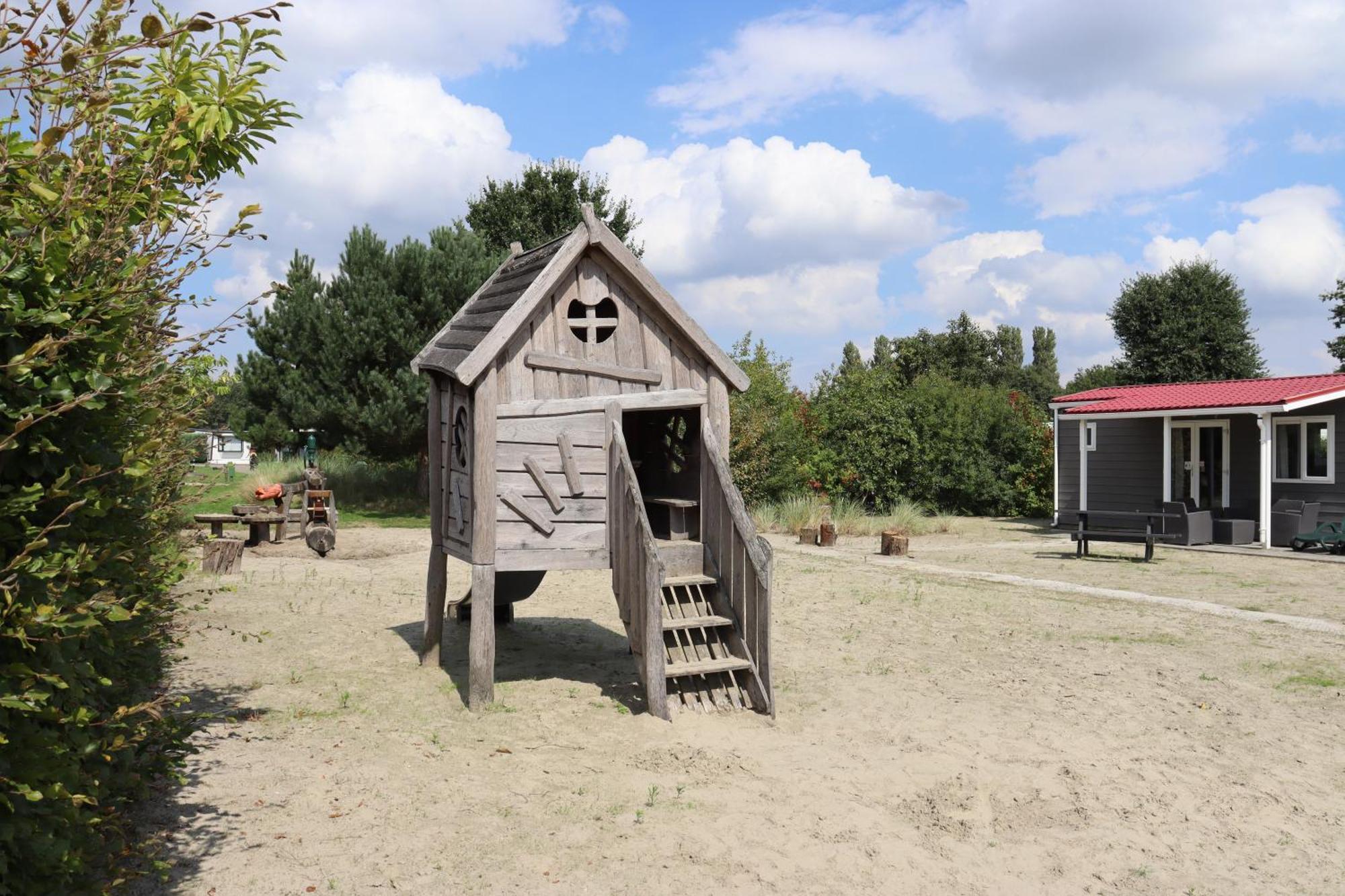 Duinhoeve Ferienpark 3*